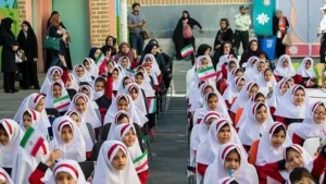 چالشهای آغاز مدرسه برای کلاساولیها و راهبردهای عملی برای معلمان و اولیا