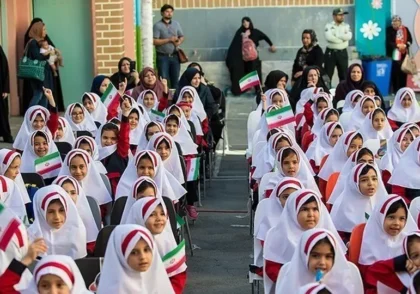 چالش‌های آغاز مدرسه برای کلاس‌اولی‌ها و راهبردهای عملی برای معلمان و اولیا